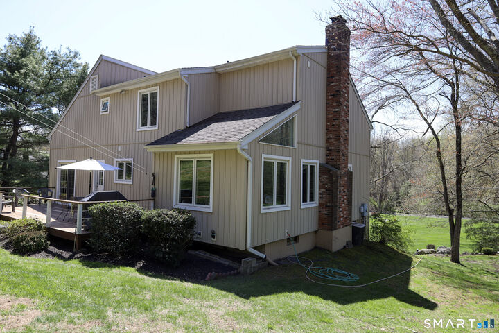 Property Photo:  22 Flintlock Drive  CT 06811 