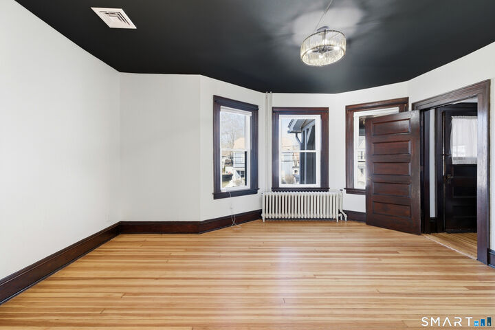 Property Photo: 198 Oxford Street CT 06105