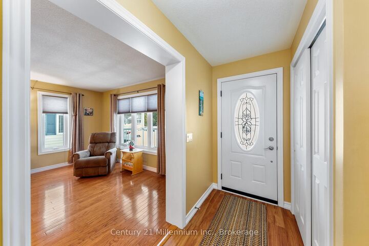 Property Photo: 20 Illinois Crescent ON L9Z 3A8