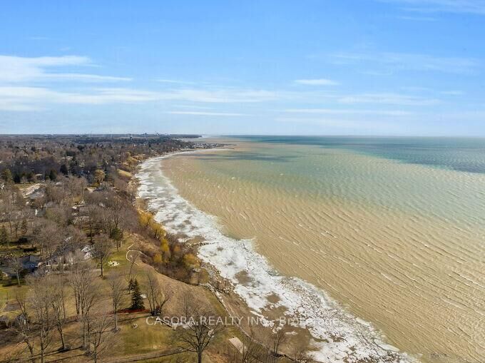 Property Photo: 744 Nelson Street W 7 ON N0A 1N0