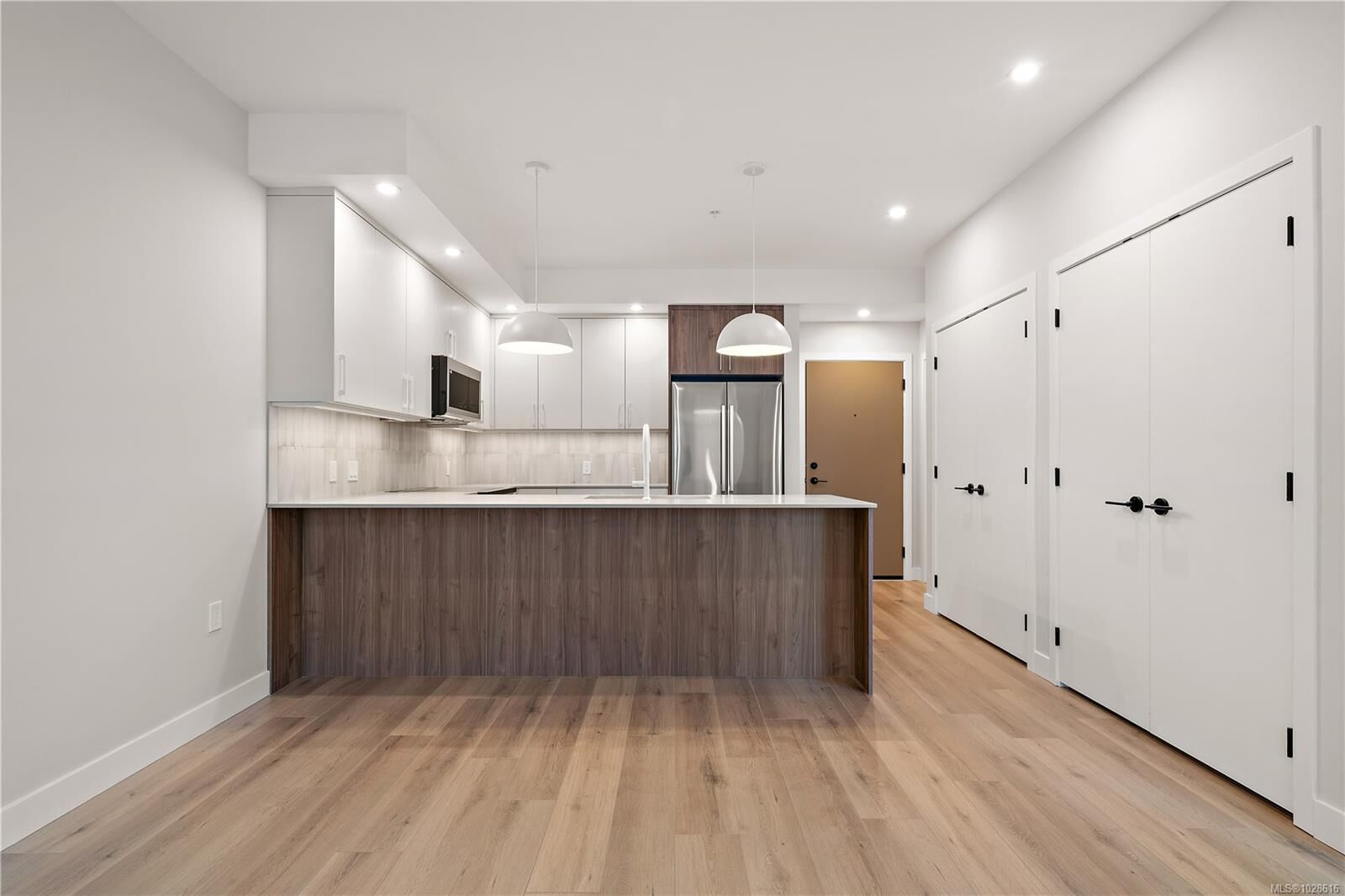Property Photo:  2881 Leigh Rd #613  BC V9B 4G5 