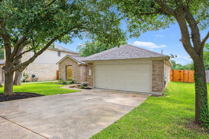 Property Photo:  608 Haleys Cove  TX 78641 