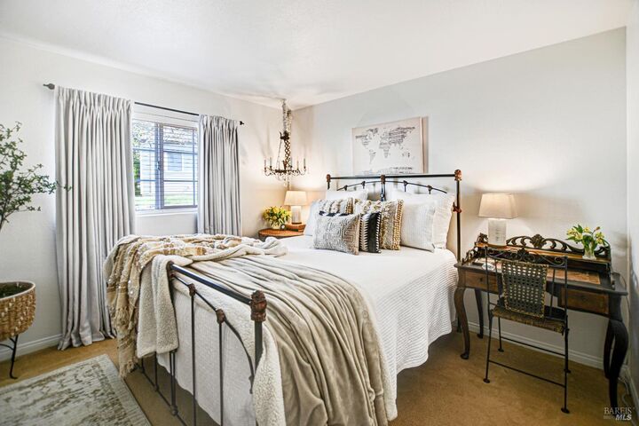 Property Photo:  1574 Yardley Street  CA 95403 