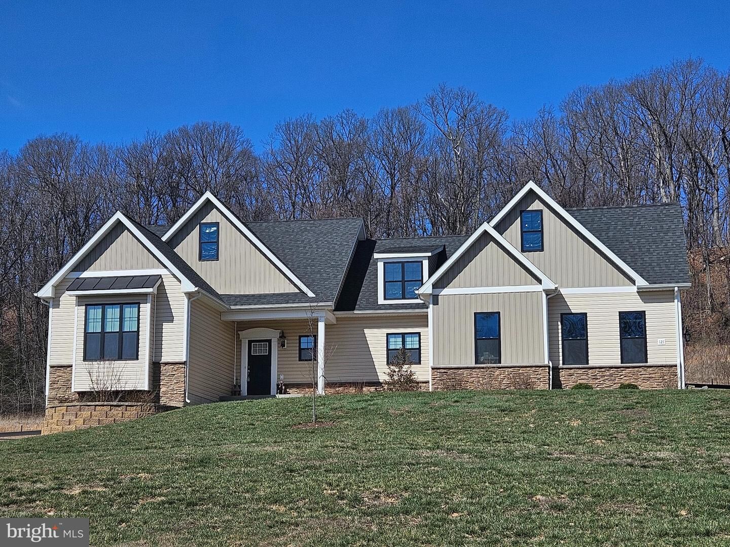 Property Photo:  121 Windrow Court  VA 22602 