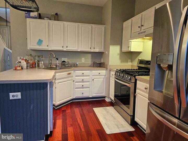 Property Photo:  120 Creekmont Court  DE 19702 