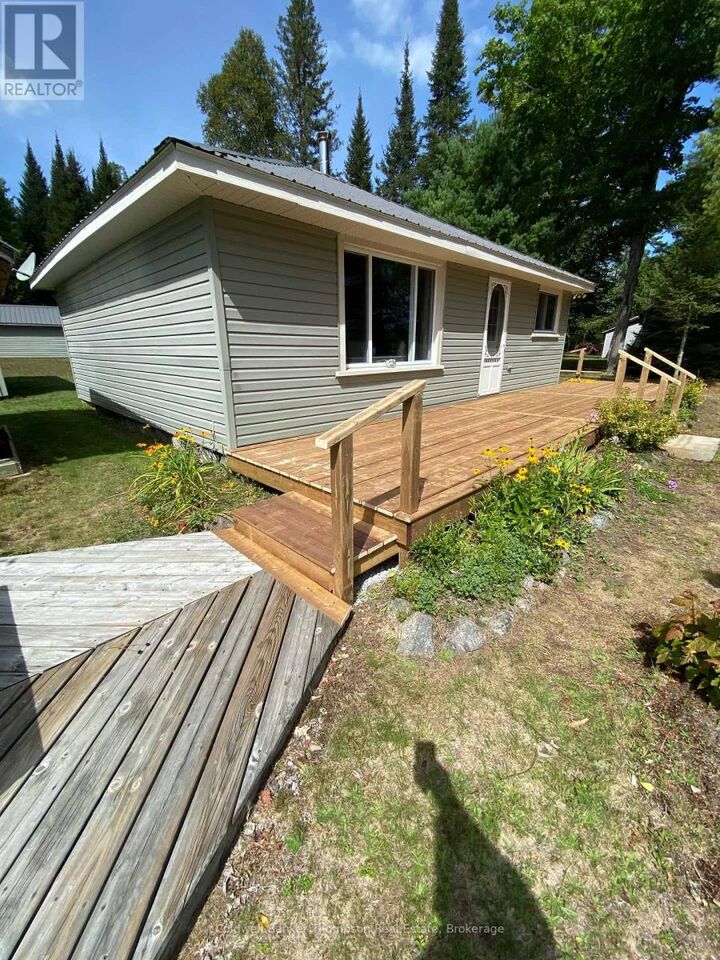 Property Photo: 105 Pineaire Lane ON P0A 1M0