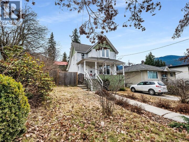 Property Photo: 824 Carbonate Street BC V1L 4R1