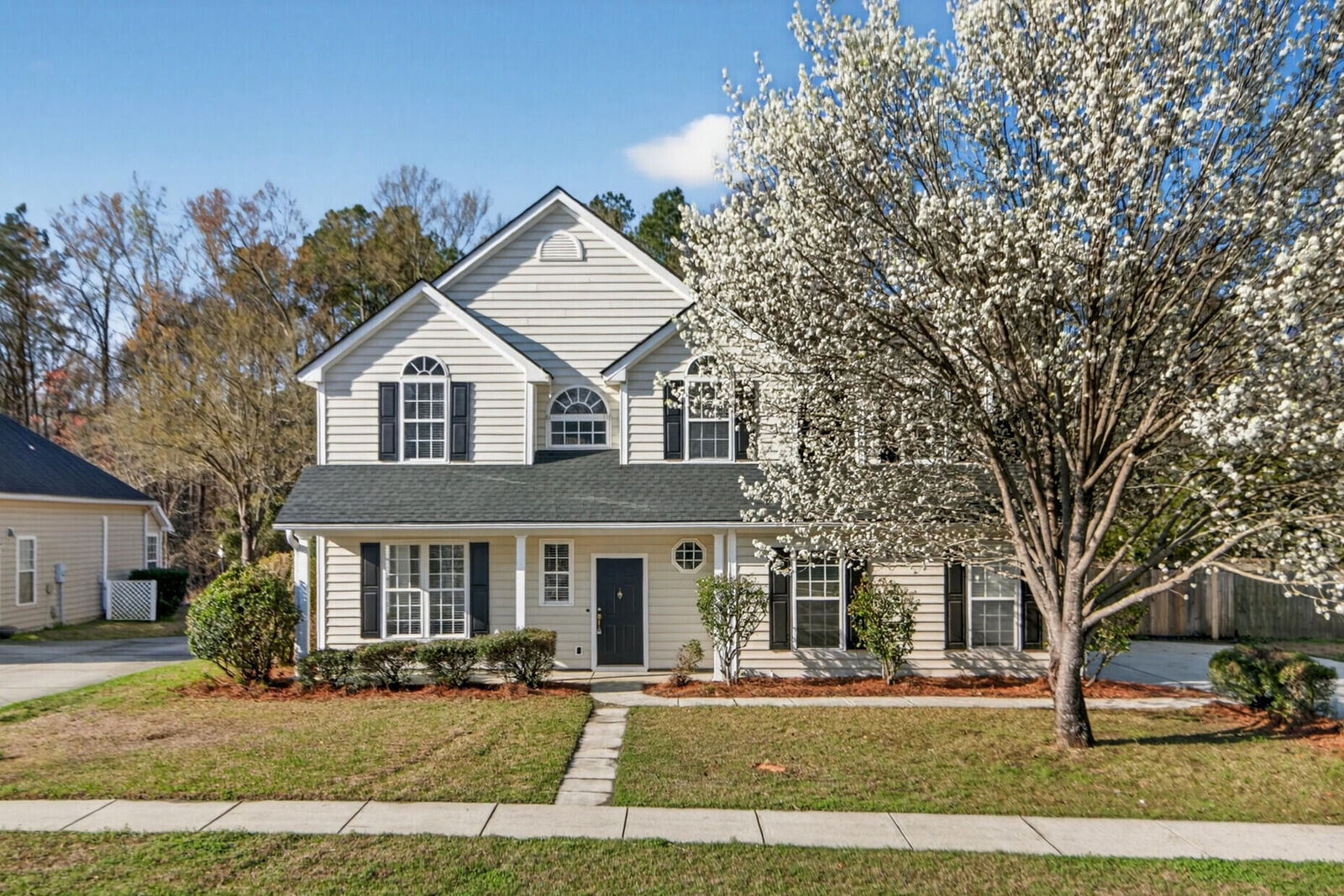 Property Photo:  178 Thousand Oaks Circle  SC 29445 