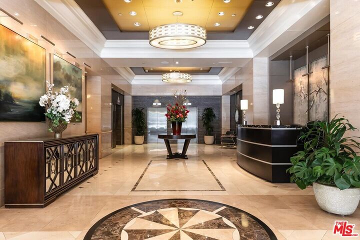 Property Photo: 10520 Wilshire Blvd CA 90024