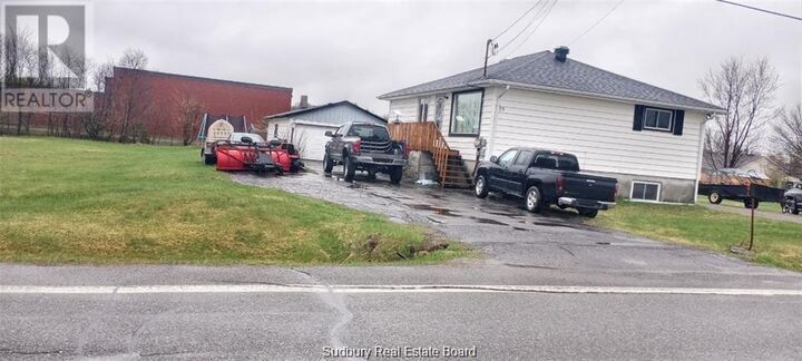 75 Maurice Street — photo 1
