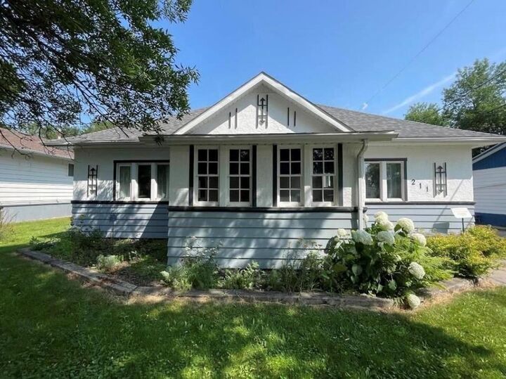211 Hamilton Street — photo 1
