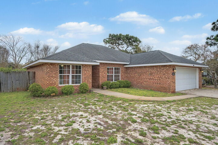 Property Photo:  2202 Palo Alto Street  FL 32566 