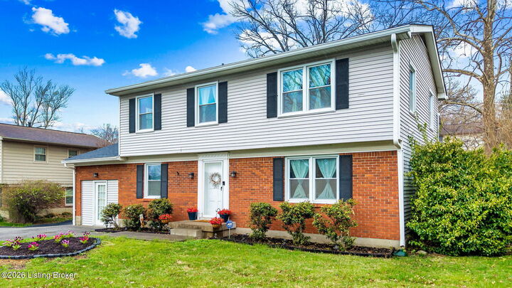 Property Photo:  2815 Goose Creek Rd  KY 40242 