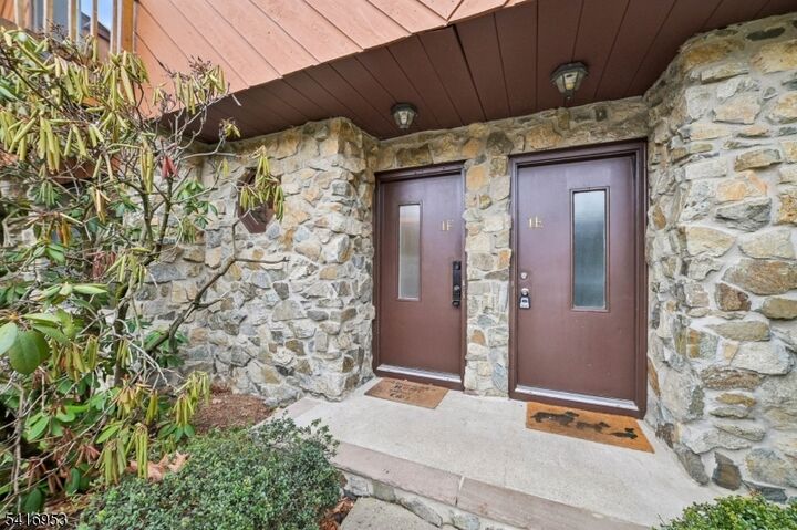 Property Photo:  1 Brookside Hts F  NJ 07465 