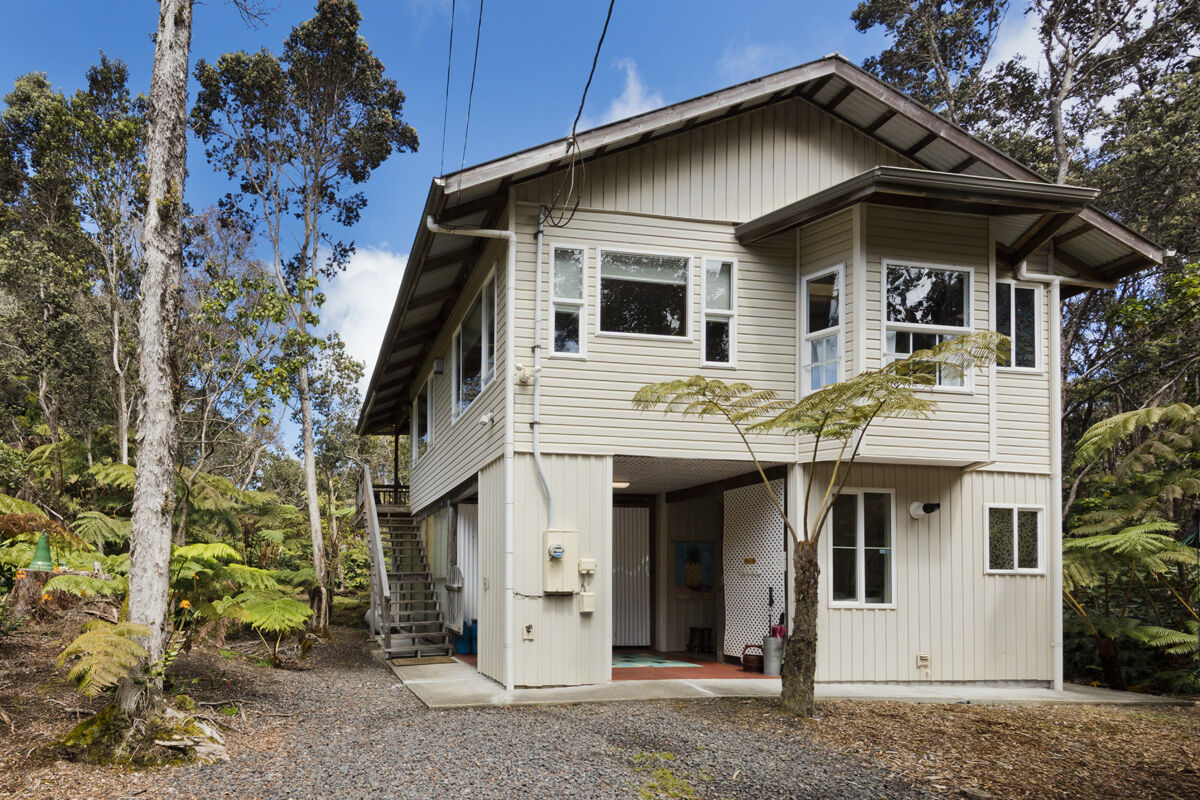 Property Photo:  19-4060 Maile Ave  HI 96785 