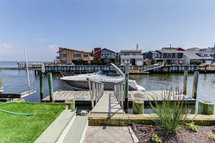 Property Photo: 609 E Bay Drive NY 11561