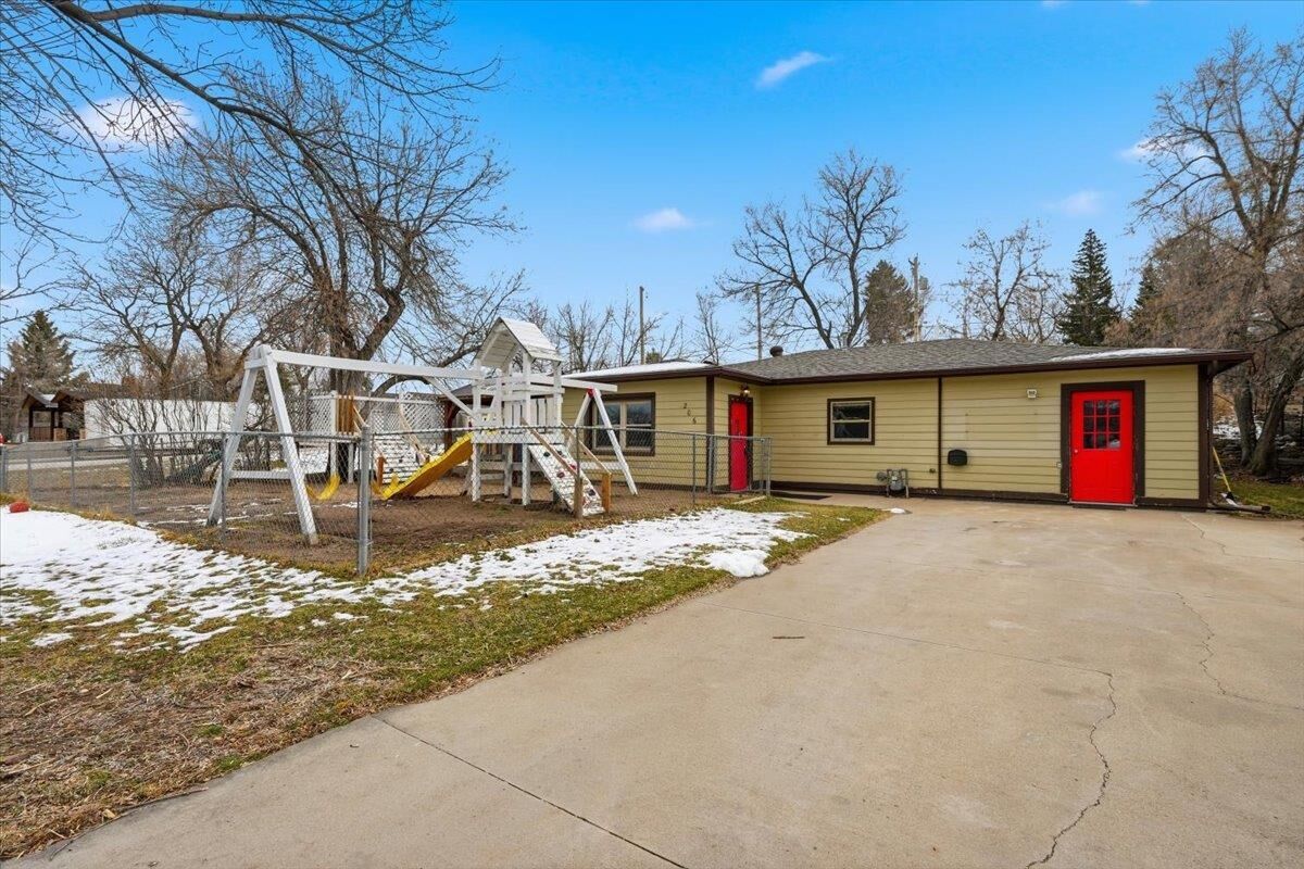 Property Photo:  206 Hillcrest Street  SD 57783 
