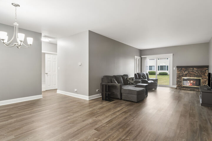 Property Photo:  927 Hidden Lake Drive 0  IL 60089 