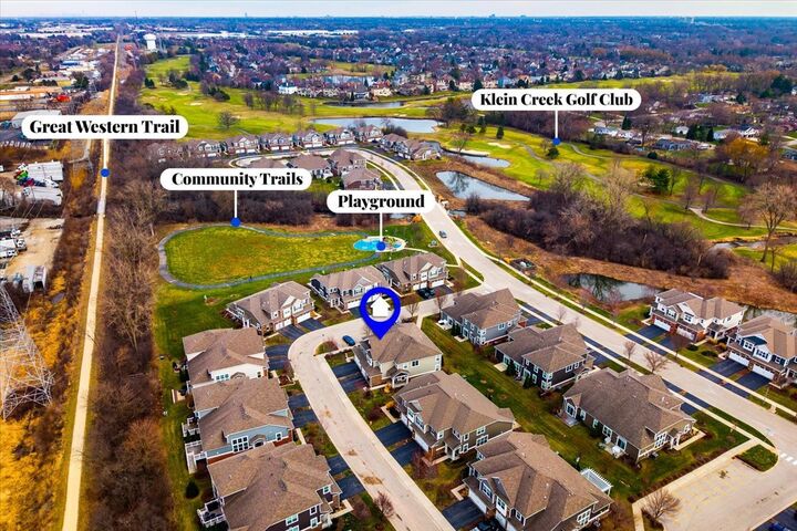 Property Photo: 27W119 Redbud Lane IL 60190