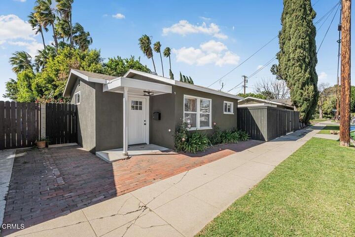 Property Photo: 6131 Ranchito Avenue CA 91401