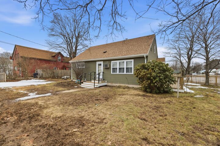 Property Photo:  148 Prospect Street  ME 04005 