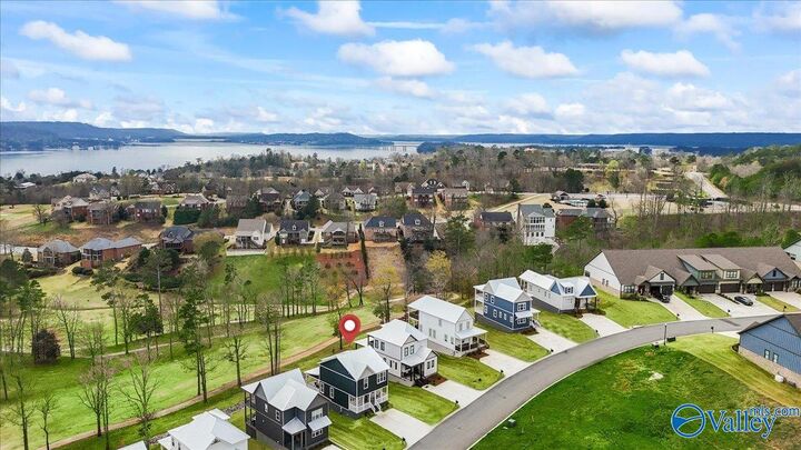 Property Photo:  402 Whistling Straits Way  AL 35976 