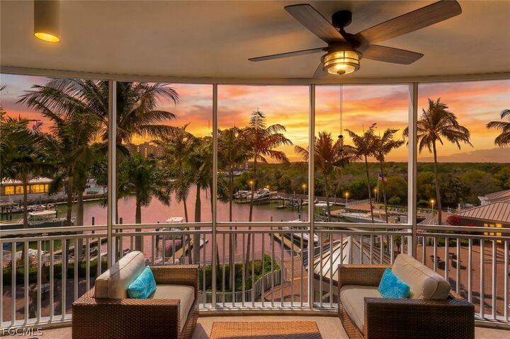 Property Photo: 13675 Vanderbilt Drive 406 FL 34110