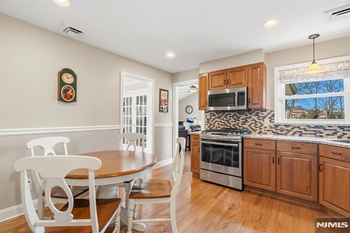 Property Photo:  262 Cornwall Road  NJ 07452 