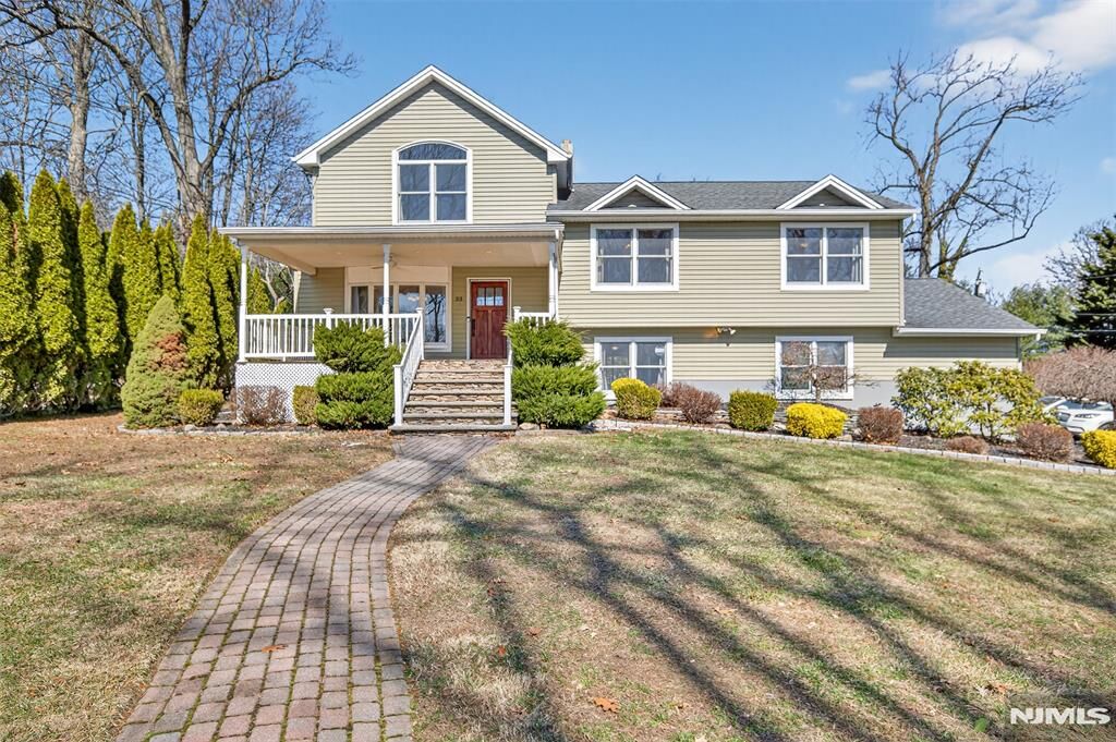 Property Photo:  33 Georgia Drive  NJ 07470 