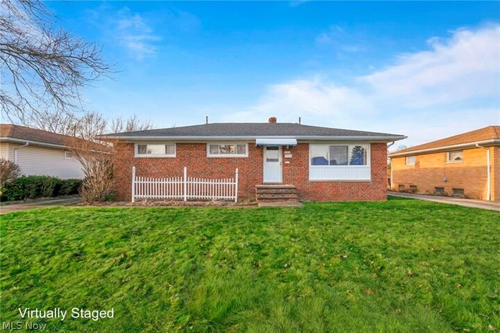 Property Photo:  9850 Boundary Lane  OH 44130 