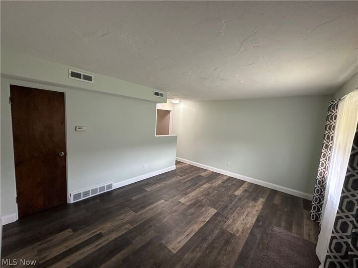 Property Photo: 1544 Ridgewick Drive OH 44092