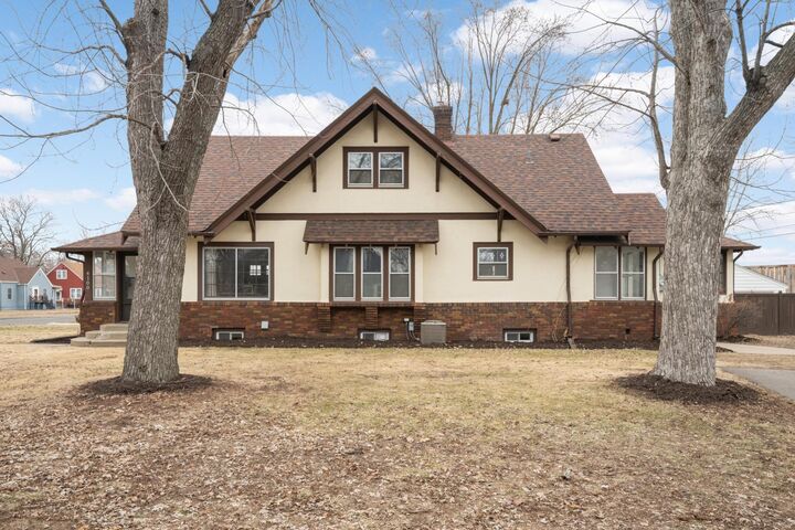 Property Photo:  4100 Vera Cruz Avenue N  MN 55422 