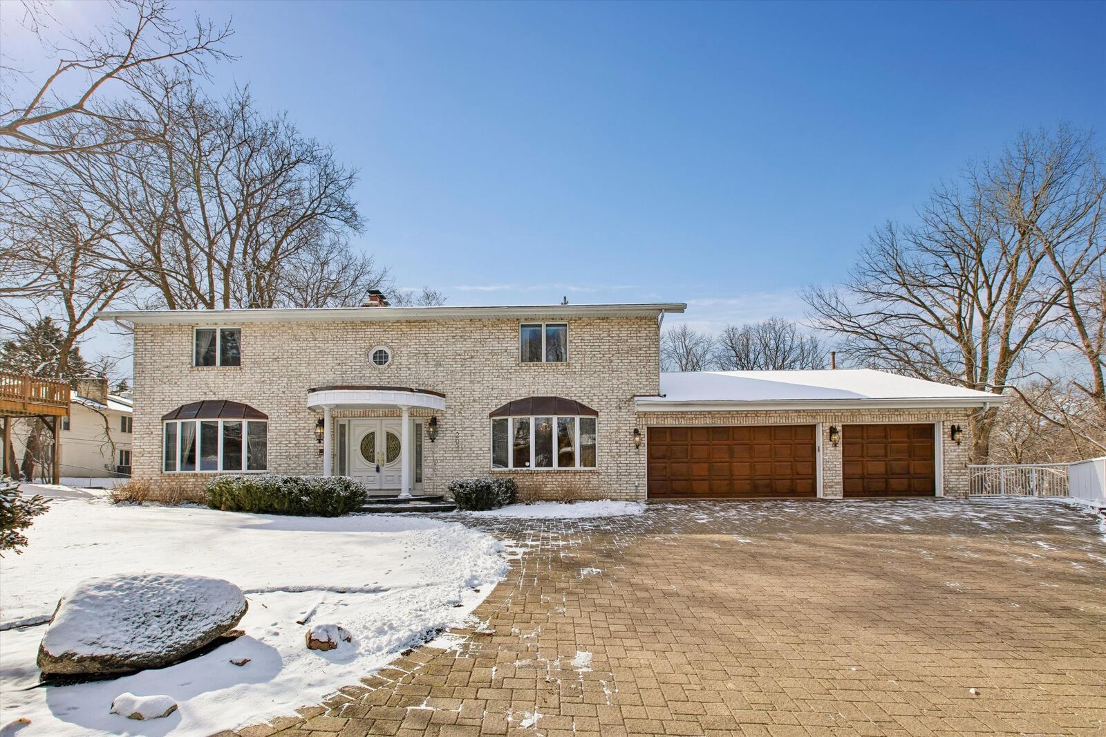 Property Photo:  205 Hillcrest Court  MN 55337 
