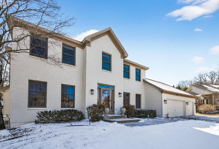 Property Photo:  2536 Bridle Creek Trail  MN 55317 