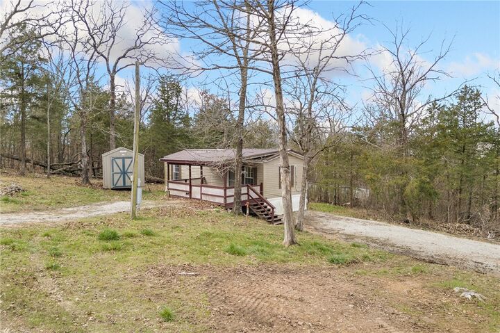 Property Photo:  18581 West Avenue  AR 72644 