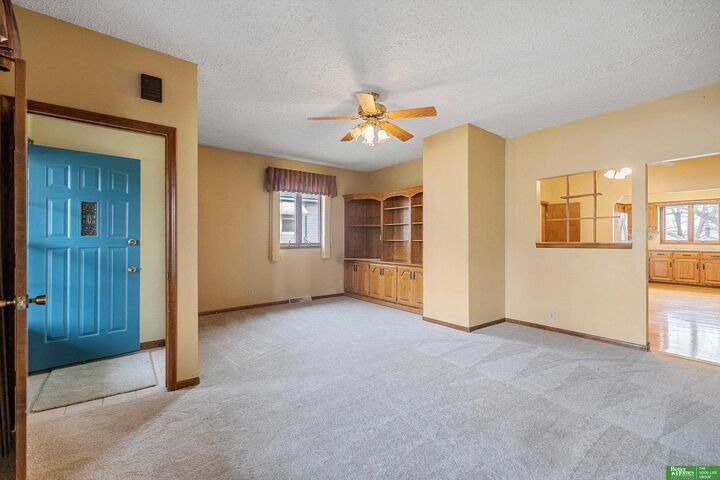 Property Photo:  4323 S 39th Street  NE 68107 