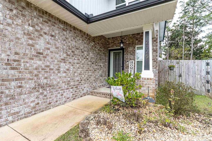 Property Photo:  2025 Sunset Pine Way  FL 32563 