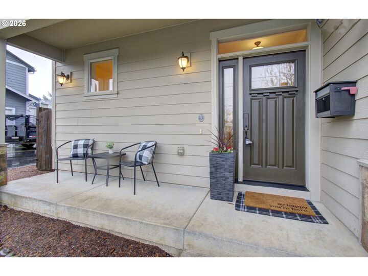 Property Photo:  6529 SE Reedway St  OR 97206 