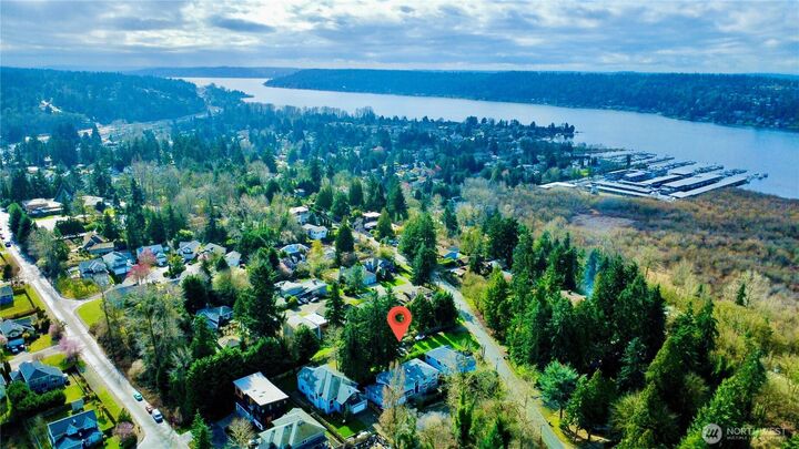 Property Photo: 3562 120th Avenue SE WA 98006