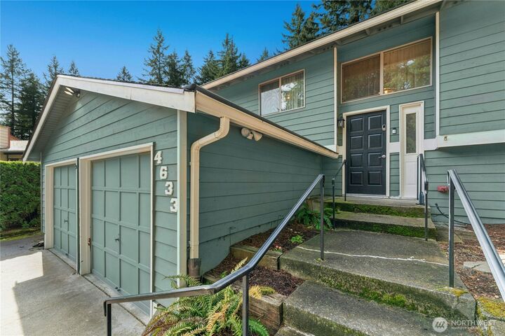 Property Photo:  4633  Gunvor Court NE  WA 98516 