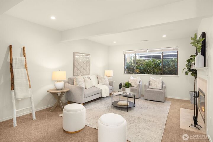 Property Photo:  9926 NE 144th Lane 301  WA 98034 