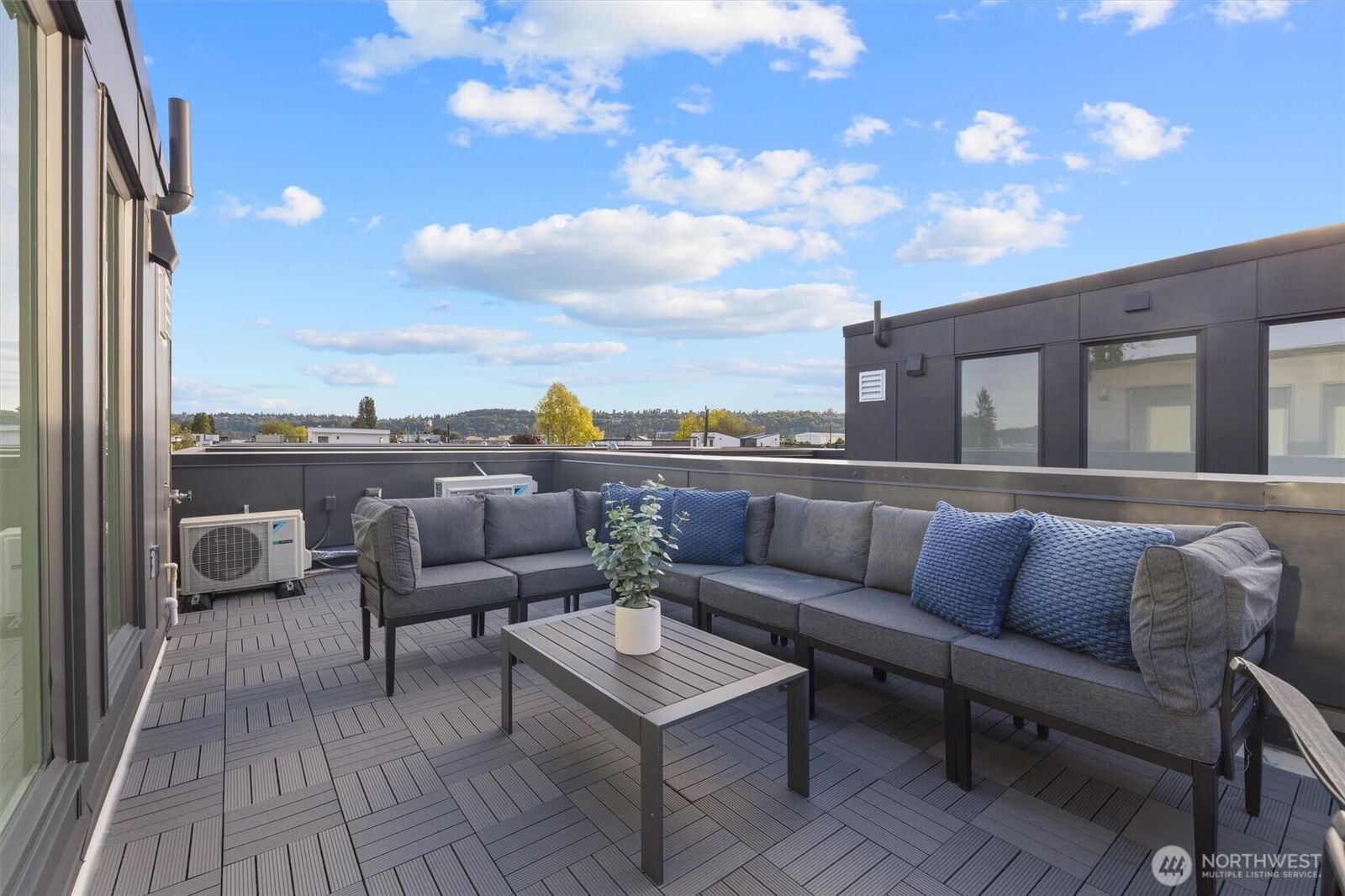 Property Photo:  6604  Carleton Avenue S C  WA 98108 