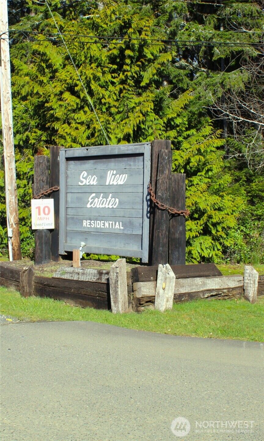 Property Photo:  43  Dolphin Lane  WA 98535 