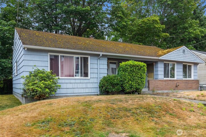 Property Photo:  10450  Alderbrook Place NW  WA 98177 