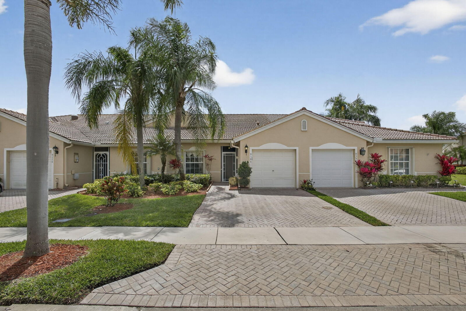 Property Photo: 9386 Bridgeport Drive FL 33411