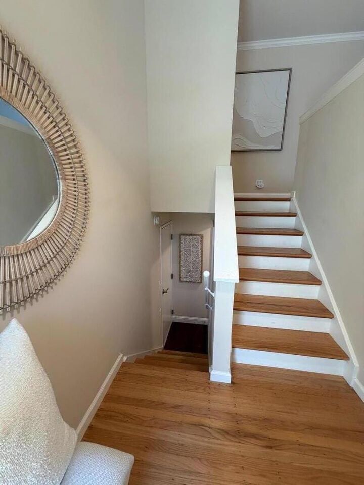 Property Photo:  101 Elmwood Court  CA 94066 