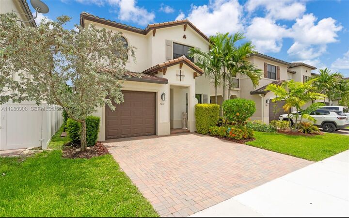 Property Photo:  3274 W 96th Pl  FL 33018 