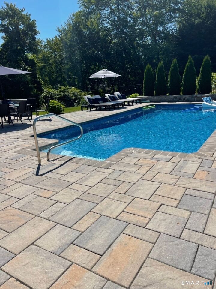 Property Photo:  18 Partridgetown Road  CT 06770 