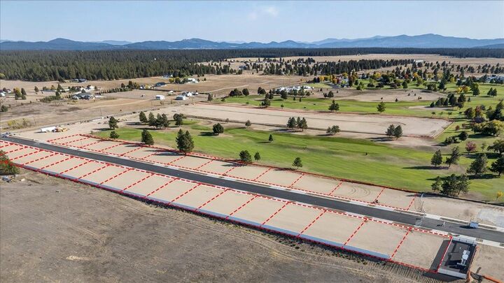 Property Photo: 1468 N High Desert Dr WA 99006