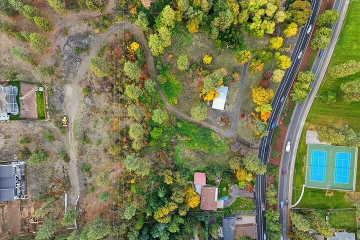 Property Photo:  7507 N Country Homes Blvd  WA 99208 